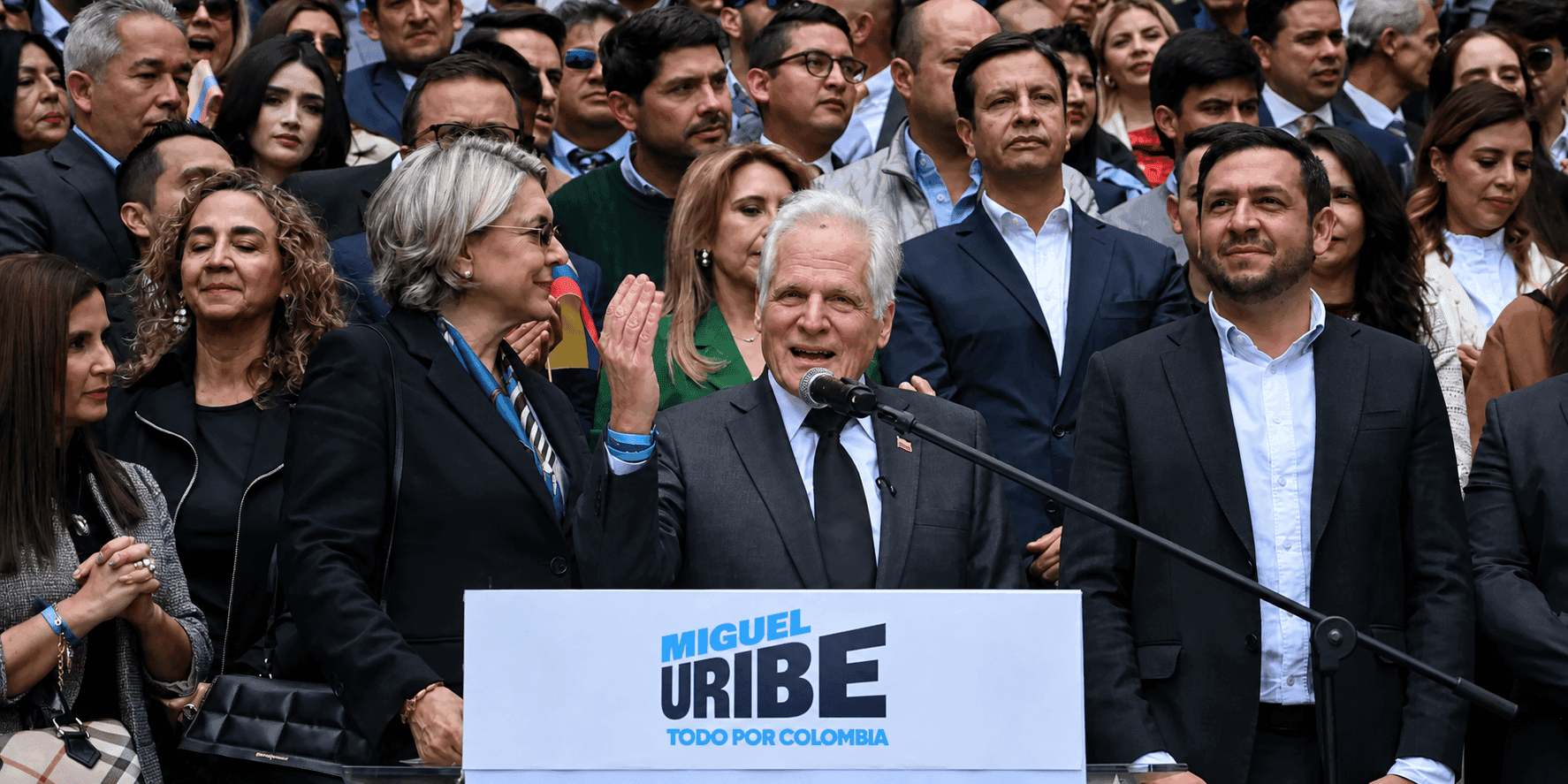Foto de Miguel Uribe Londoño — imagen de portada