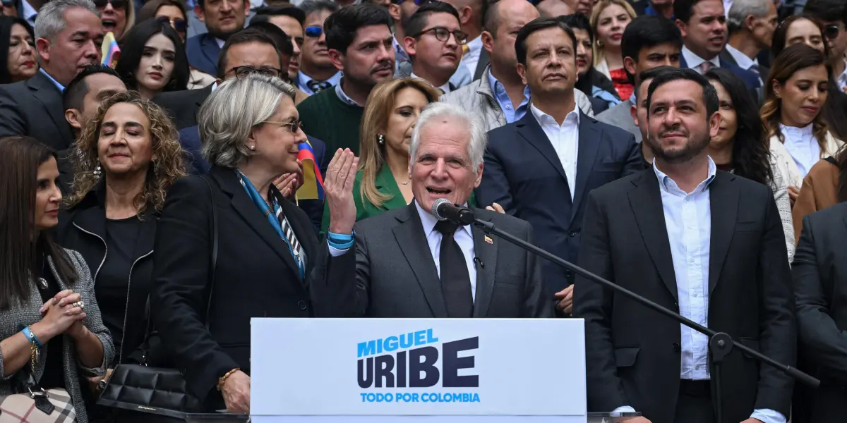 Foto de Miguel Uribe Londoño — imagen de portada